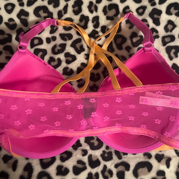 NWT Victoria’s Secret: Pink Lace Bra with Orange Straps - Picture 3 of 4